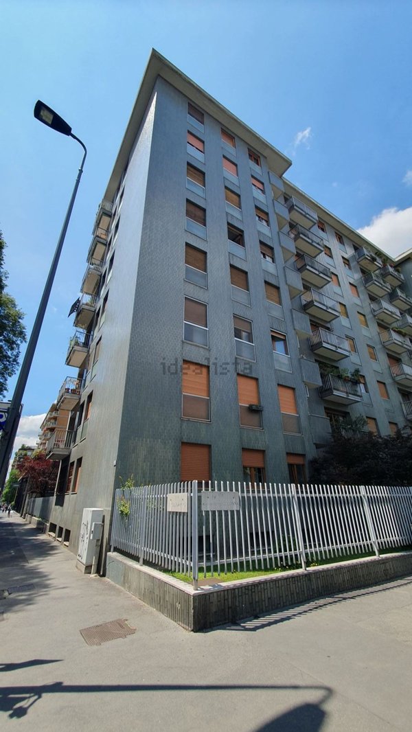 appartamento in vendita a Milano in zona Il Portello