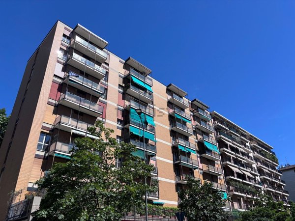 appartamento in vendita a Milano in zona XXII Marzo