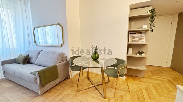 appartamento in vendita a Milano in zona Isola