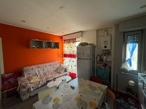appartamento in vendita a Milano in zona Baggio