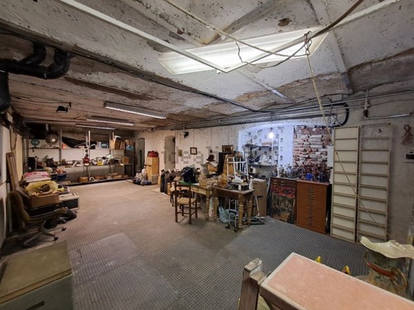locale di sgombero in vendita a Milano in zona Centro Storico