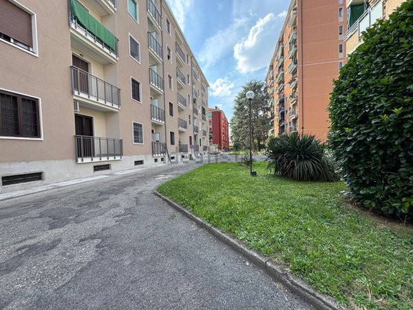appartamento in vendita a Milano in zona Crescenzago