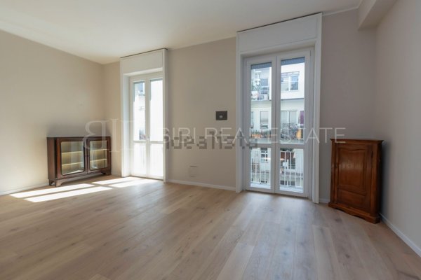 appartamento in vendita a Milano in zona Sant'Ambrogio