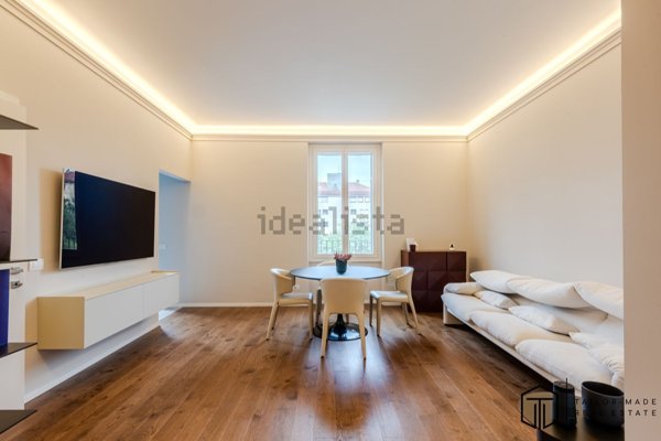 appartamento in vendita a Milano in zona XXII Marzo