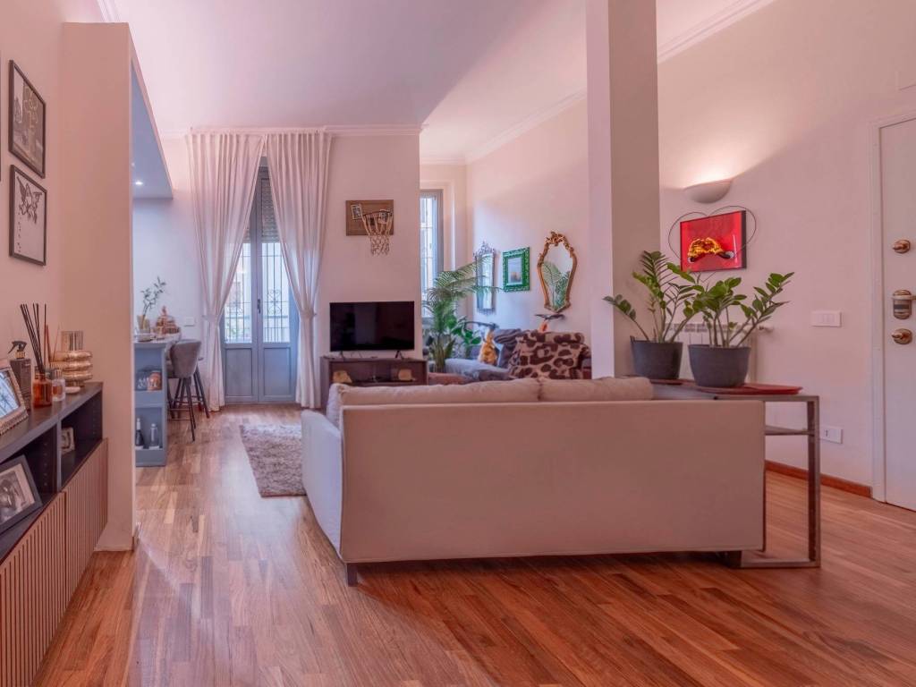 appartamento in vendita a Milano in zona Il Portello