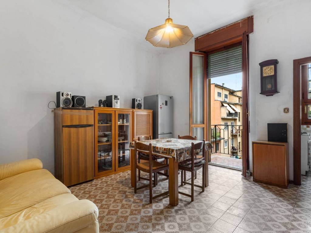 appartamento in vendita a Milano in zona Città Studi