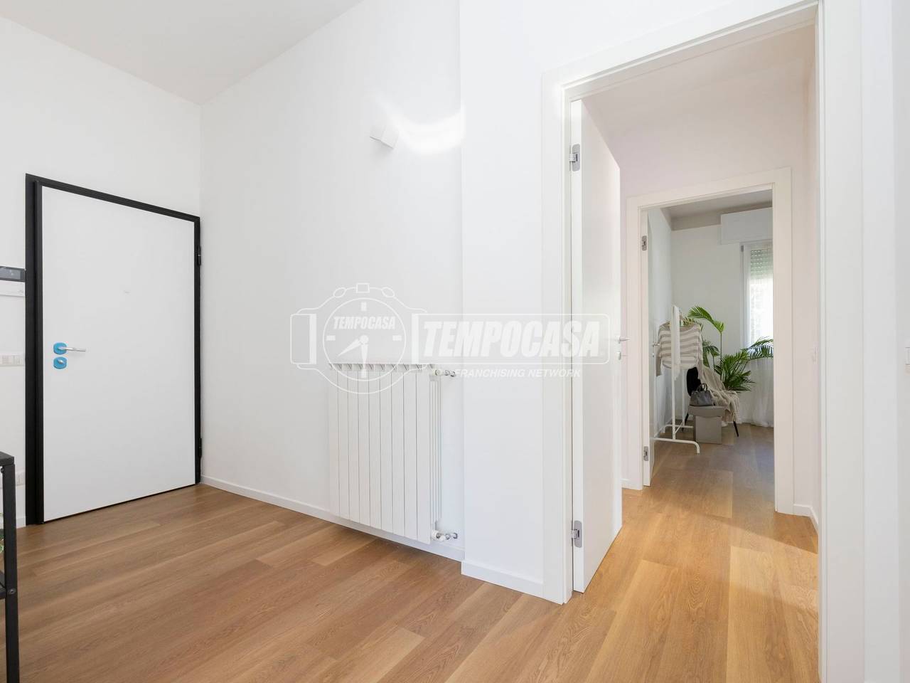 appartamento in vendita a Milano in zona QT8