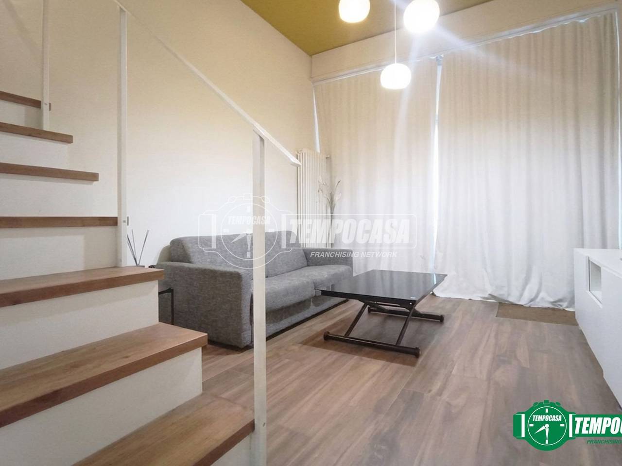 appartamento in vendita a Milano in zona Solari
