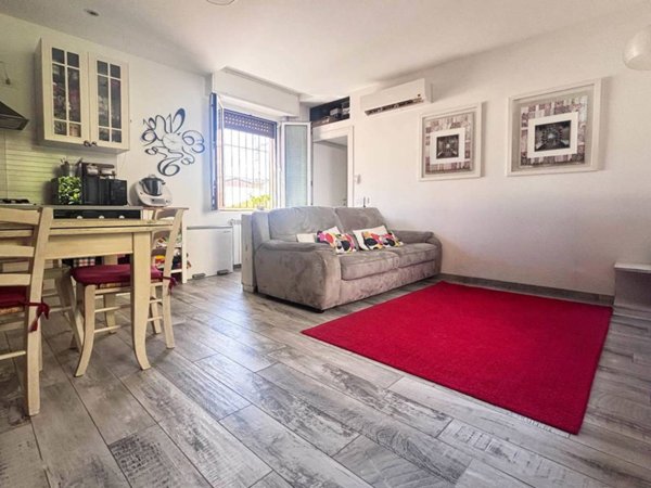 appartamento in vendita a Milano in zona Porta Genova