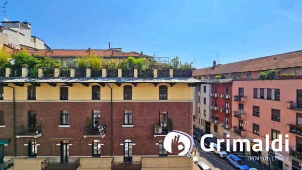 appartamento in vendita a Milano in zona Bocconi