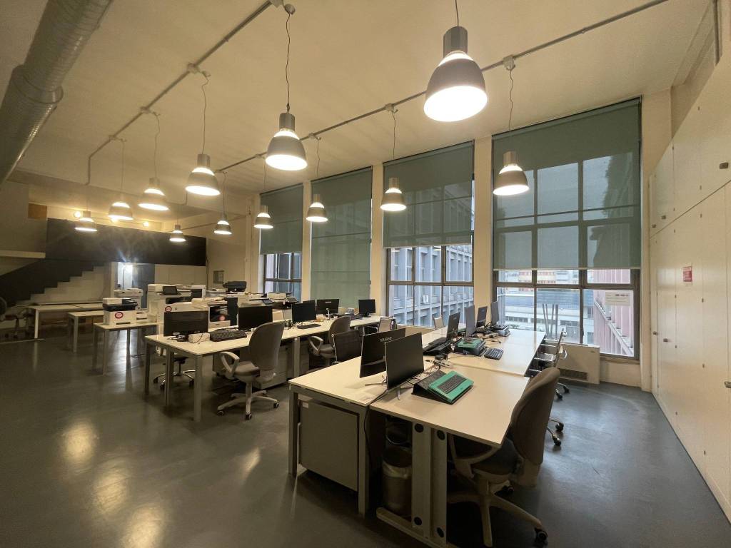 appartamento in vendita a Milano in zona Adriano
