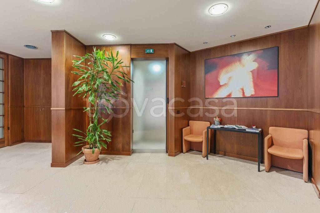 ufficio in vendita a Milano in zona San Vittore