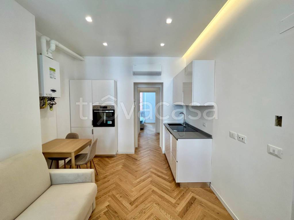 appartamento in vendita a Milano in zona Isola