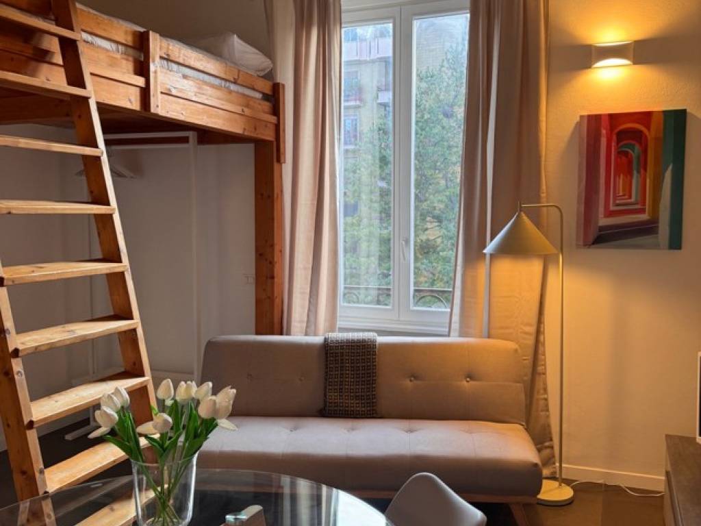 appartamento in vendita a Milano in zona Vigentino