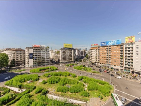 appartamento in vendita a Milano in zona Loreto