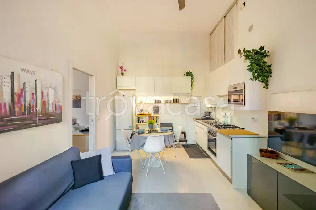 appartamento in vendita a Milano in zona Isola