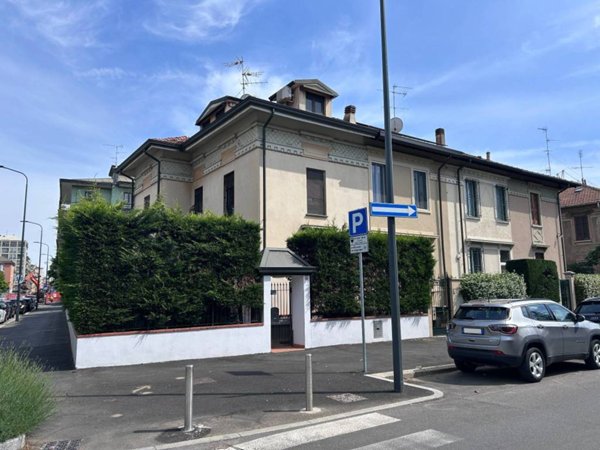 casa indipendente in vendita a Milano in zona Maggiolina