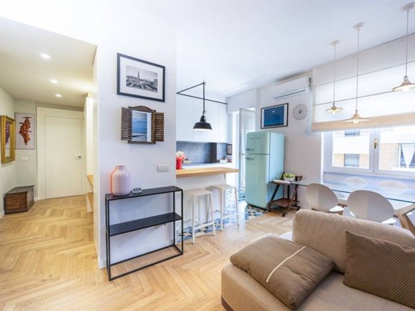 appartamento in vendita a Milano in zona Porta Venezia