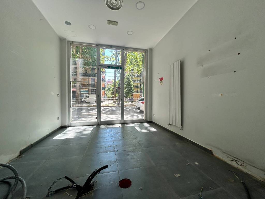 negozio in vendita a Milano