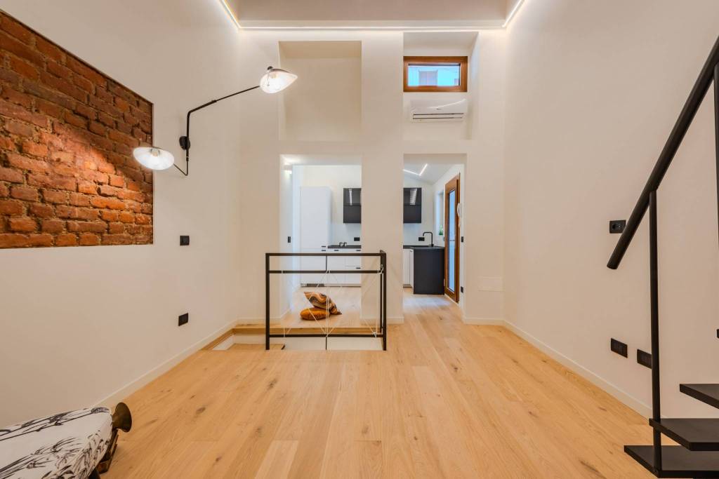 appartamento in vendita a Milano in zona Città Studi