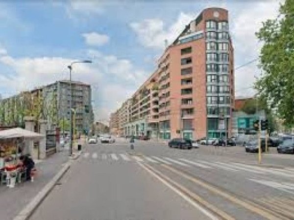 appartamento in vendita a Milano in zona Rembrandt