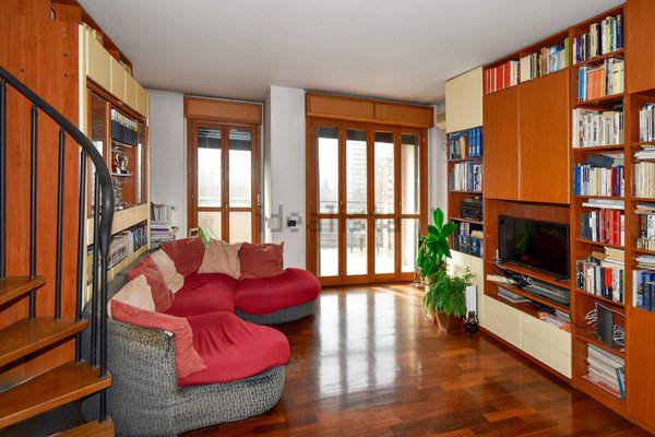 appartamento in vendita a Milano in zona Piazzale Lodi