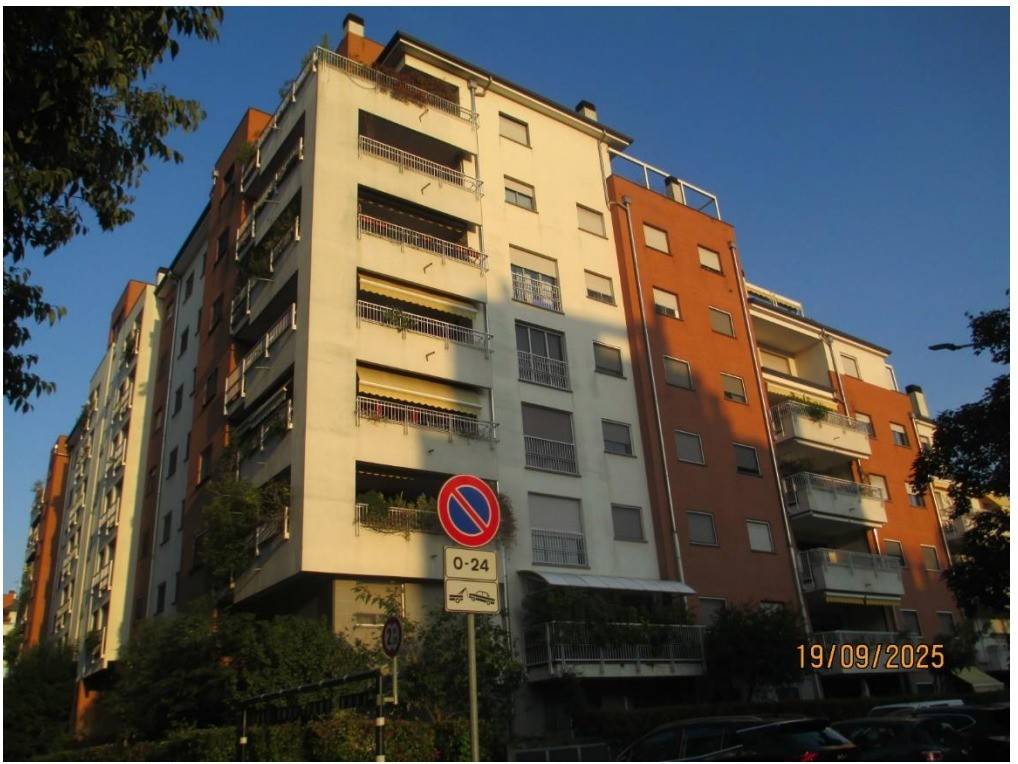 appartamento in vendita a Milano in zona Quarto Oggiaro