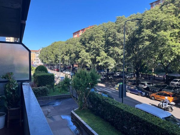 appartamento in vendita a Milano in zona Dergano