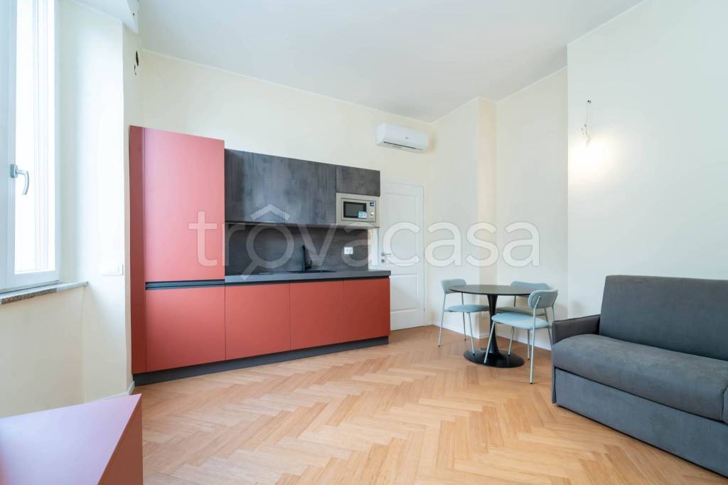 appartamento in vendita a Milano in zona Loreto