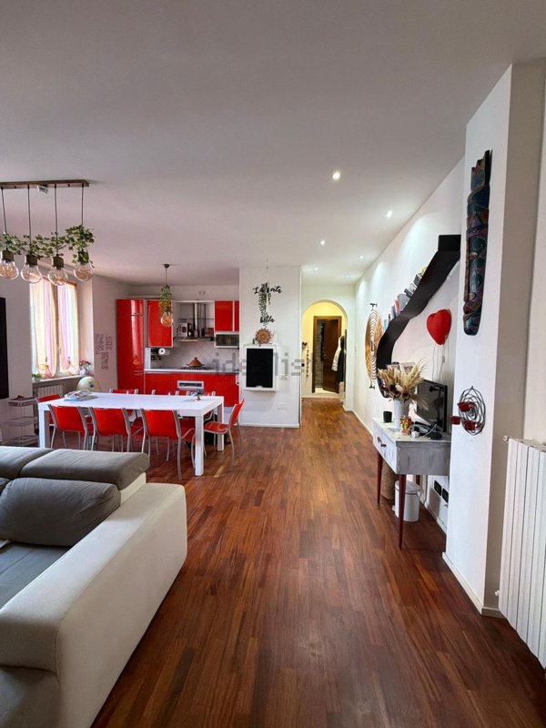 appartamento in vendita a Milano in zona Porta Monforte