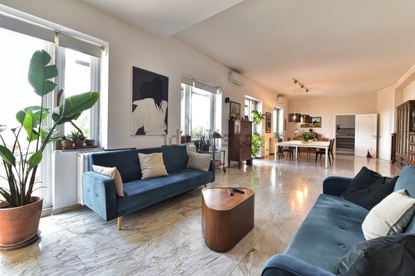 appartamento in vendita a Milano in zona Piazzale Lodi