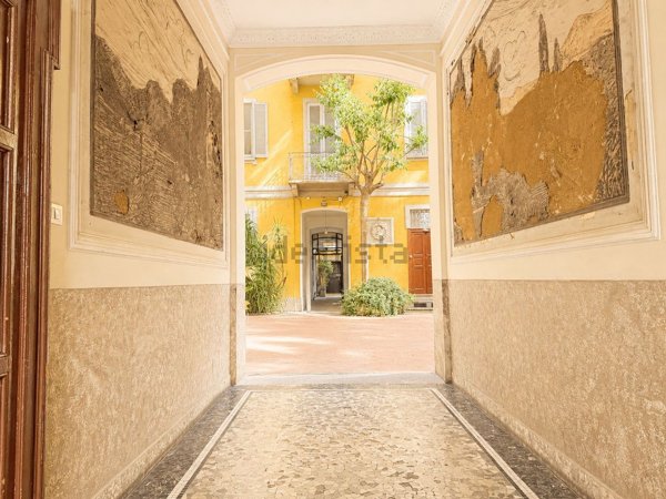 appartamento in vendita a Milano in zona Loreto