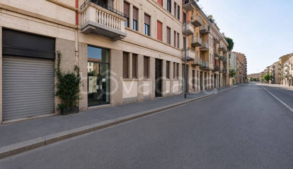 appartamento in vendita a Milano in zona Barona