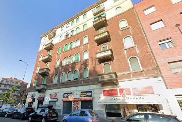 appartamento in vendita a Milano in zona Famagosta