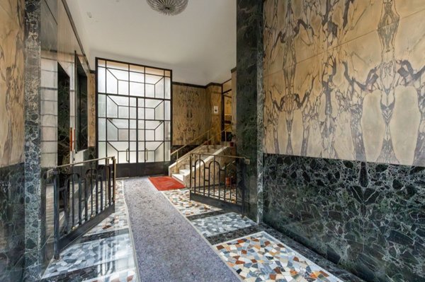 appartamento in vendita a Milano in zona Loreto