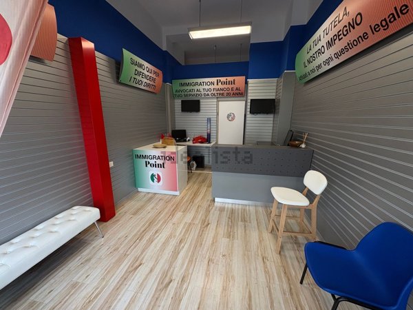 ufficio in vendita a Milano in zona Lorenteggio