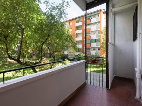 appartamento in vendita a Milano in zona San Cristoforo
