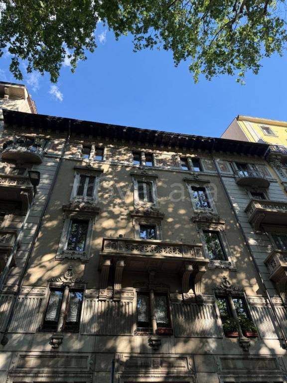 appartamento in vendita a Milano in zona Loreto