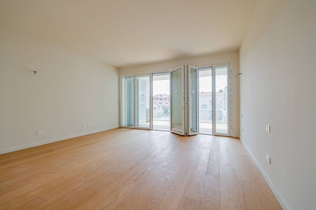 appartamento in vendita a Milano in zona Adriano
