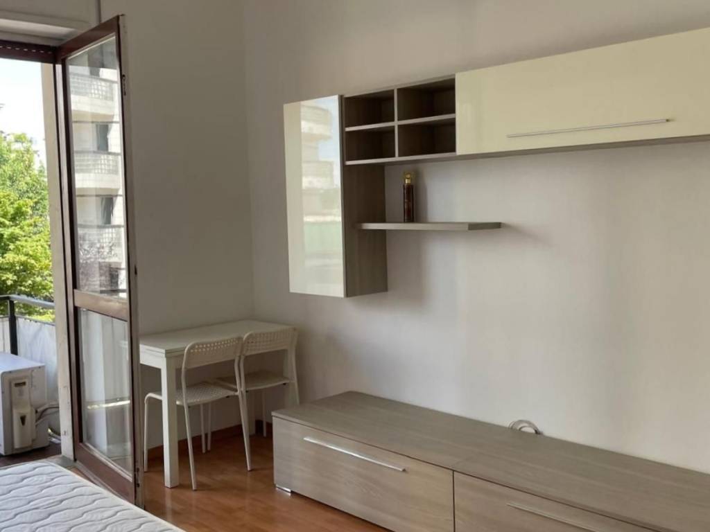 appartamento in vendita a Milano in zona Città Studi