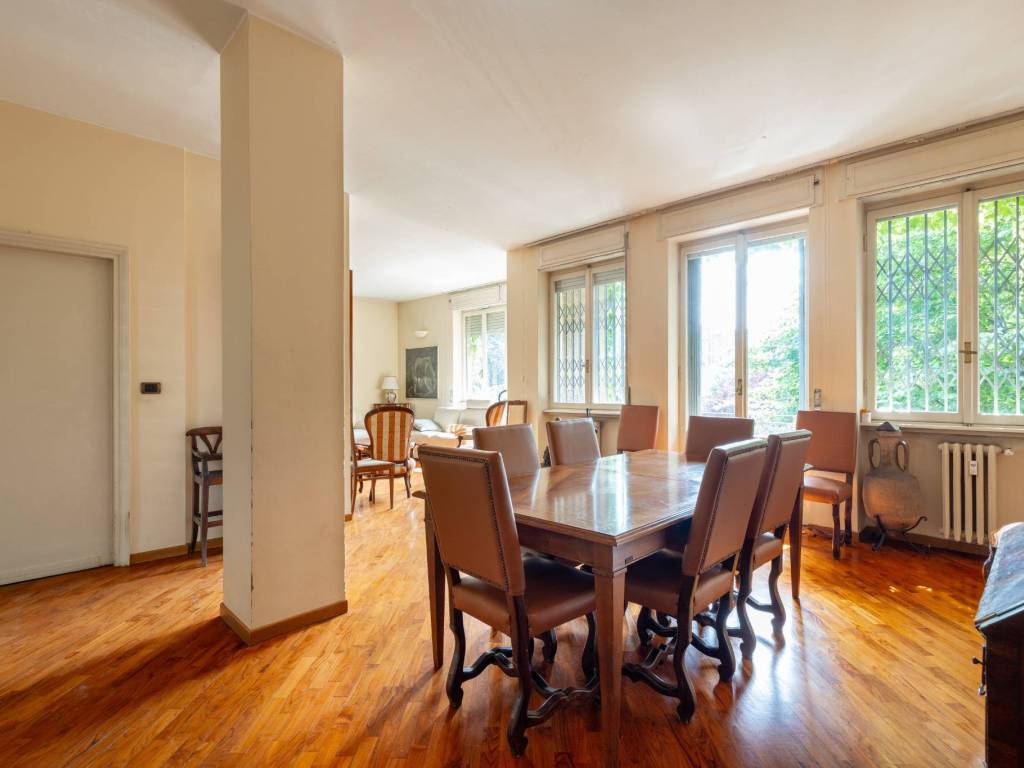 appartamento in vendita a Milano in zona Isola