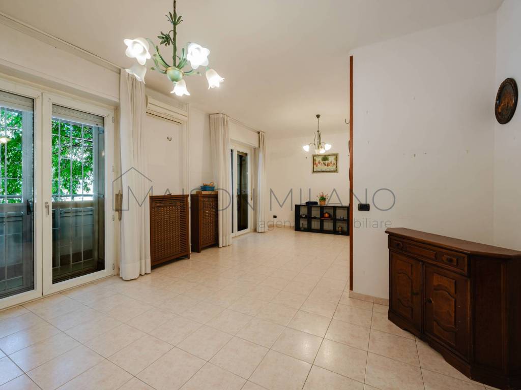 appartamento in vendita a Milano in zona Vigentino