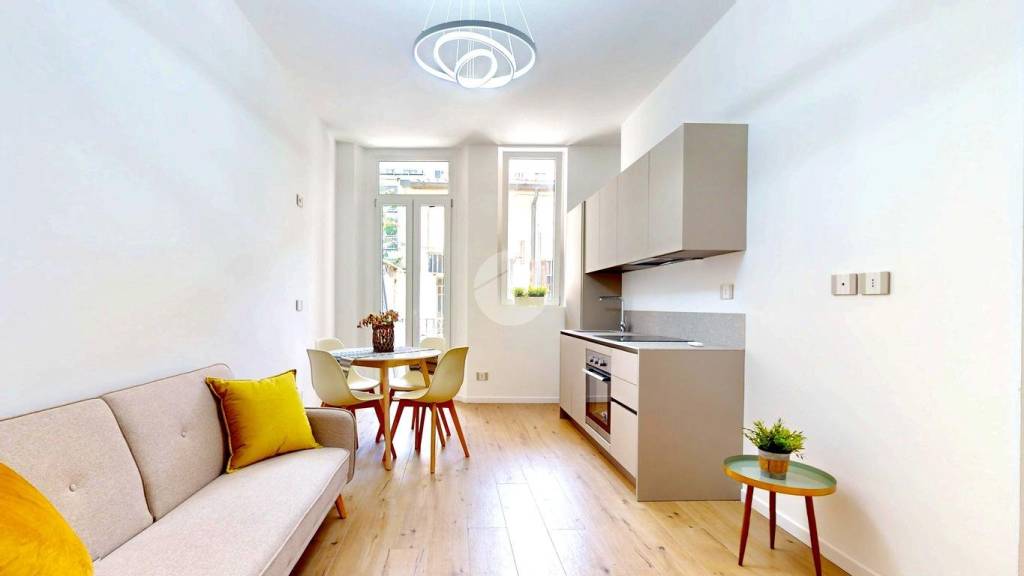 appartamento in vendita a Milano in zona Casoretto