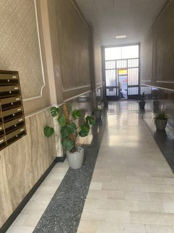 appartamento in vendita a Milano in zona Baggio