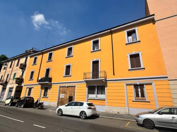 appartamento in vendita a Milano in zona Baggio