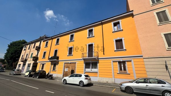 appartamento in vendita a Milano in zona Baggio