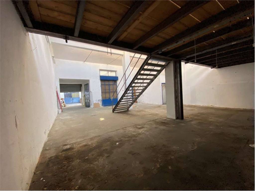 casa semindipendente in vendita a Milano in zona Vigentino