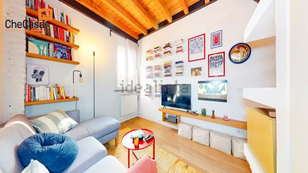 appartamento in vendita a Milano in zona Casoretto