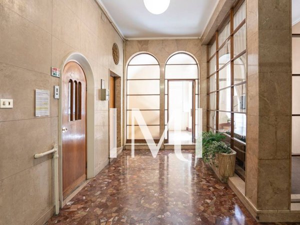appartamento in vendita a Milano in zona Centro Direzionale