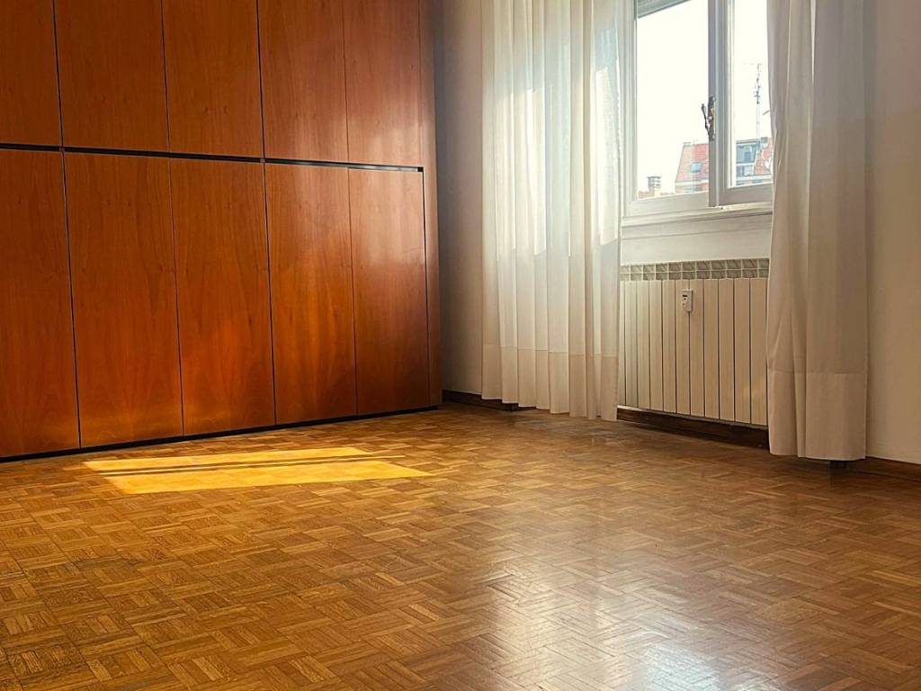 appartamento in vendita a Milano in zona Città Studi